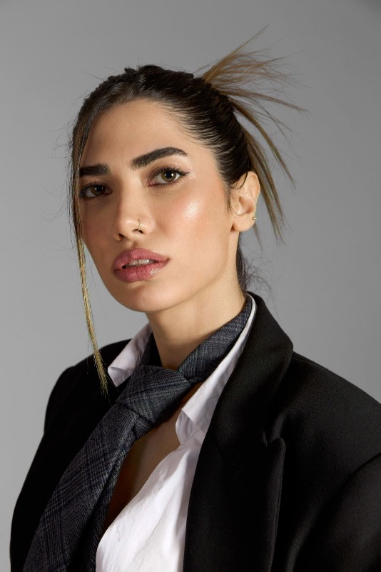 Elina Sardari