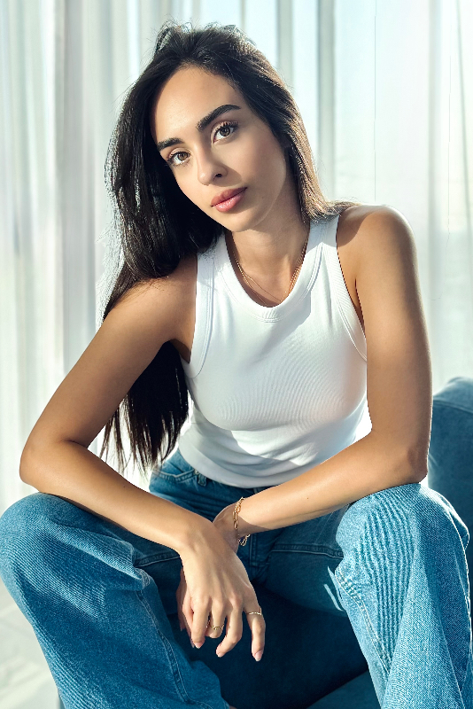 Niloofar Taheri