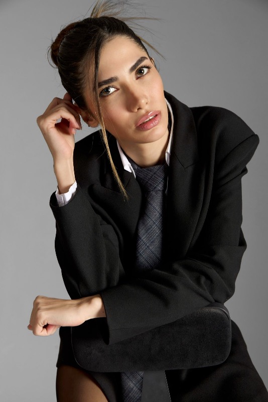 Elina Sardari